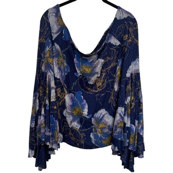 We The Free Blue and Yellow Floral Print Flutter Sleeve Fairy Top Size M - Picture 4 of 10